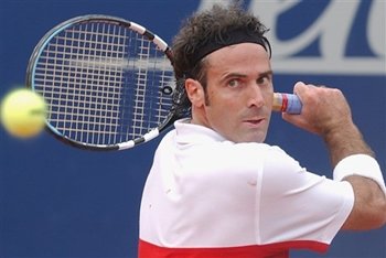 Moyá sustituirá a Corretja