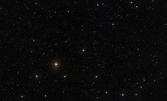 No orbita, va por libre