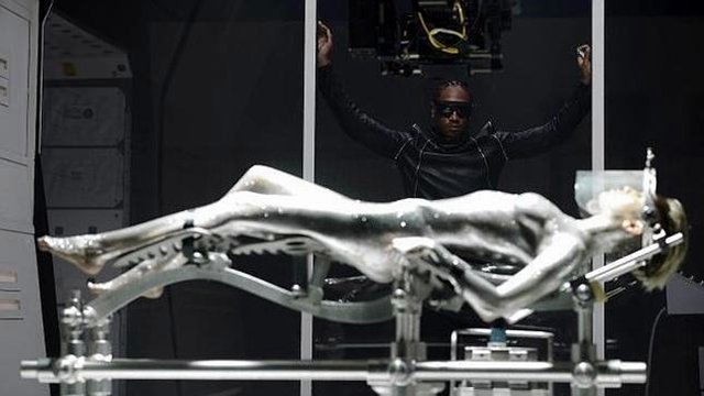Future viaja al espacio con la reina del twerk