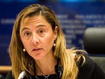 Devuélvanles todos sus ahorros