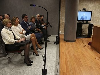 Retiran la demanda contra El País