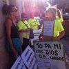 Recogen firmas para que cesen a Agustín González