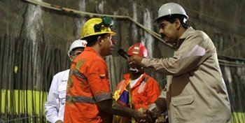 Chavez se aparece a Maduro