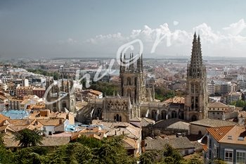 Arévalo expone 'Del Cielo y de la Tierra'