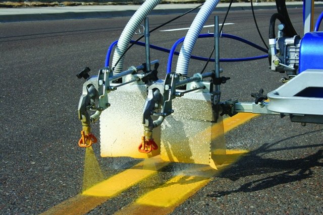 La pintura de las carreteras hay que cambiarla