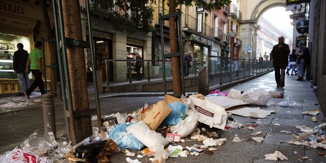 La Huelga de Limpieza sigue adelante y continúa causando reacciones
