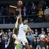 El Unicaja se clasifica 'en la bocina'