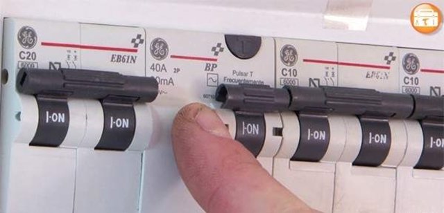 Las eléctricas encarecen un 16% el recibo en el mercado libre