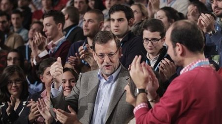 Rajoy responde a sus jóvenes