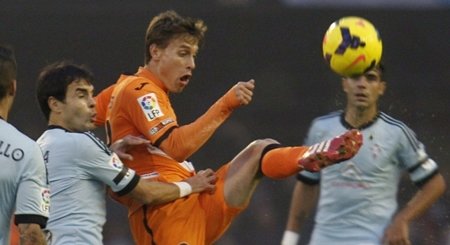 Charles se redime ante el Valencia