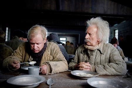 ' El abuelo que saltó por la ventana y se largó ' se convierte en el mejor estreno de la historia en Suecia