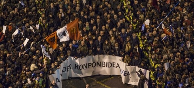 Dignidad y Justicia estudian querella por la manifestación de Bilbao