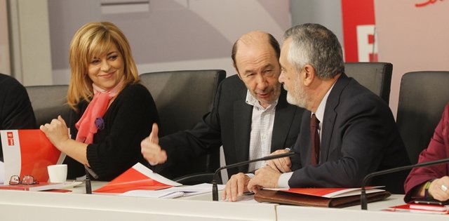 Los fantasmas del pasado socialista se agitan