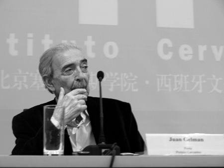 El poeta Juan Gelman ha fallecido a los 83 años en México