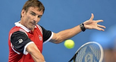Un impresionante Tommy Robredo llega a octavos