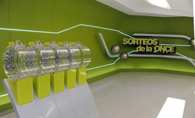 Reparte 5,2 millones y se convierte en padre en el mismo día
