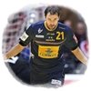 Los 'hispanos' ganan pero sufren mucho