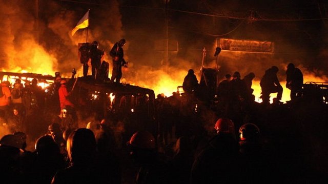 La débil tregua se resquebraja en Kiev