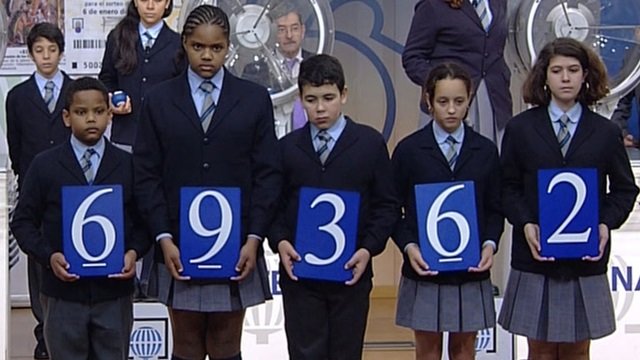 Venden dos segundos premios del Niño en Candeleda