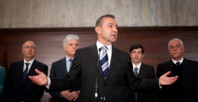 No tenéis la competencia