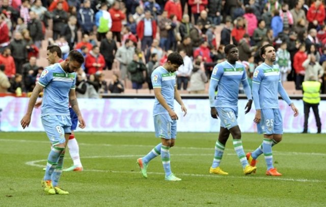 El Granada hunde al Betis para salvarse