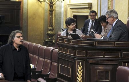 La oposición se une contra la LOMCE