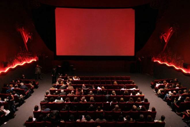 FACUA apuesta por la tarifa plana para el cine