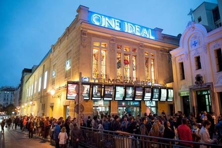 FACUA apuesta por la tarifa plana para el cine