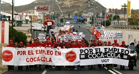 Los trabajadores de Coca-Cola llegan a la Puerta del Sol