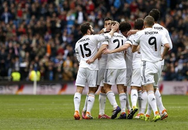 El Real Madrid golea al Elche