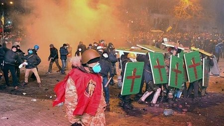 Se busca expresidente fugado