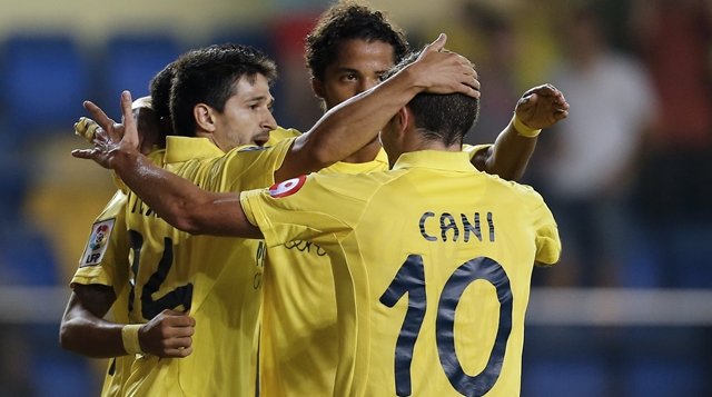 Asenjo da los tres puntos al Villareal en el minuto 90