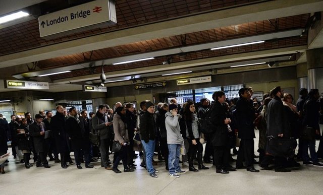 Londres se colapsa por la huelga de Metro