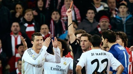 Tres partidos de sanción para Cristiano Ronaldo