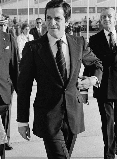 Fallece el gran estadista Adolfo Suárez