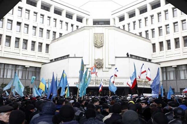 Crimea plantea un referendum tras el cambio de gobierno