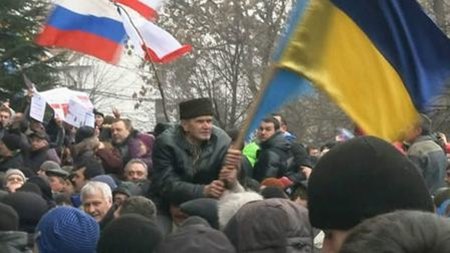 Crimea plantea un referendum tras el cambio de gobierno