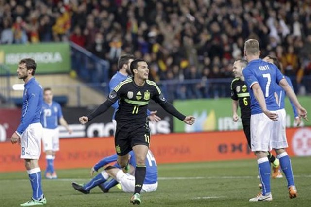 España se impone a Italia con un gol de Pedro