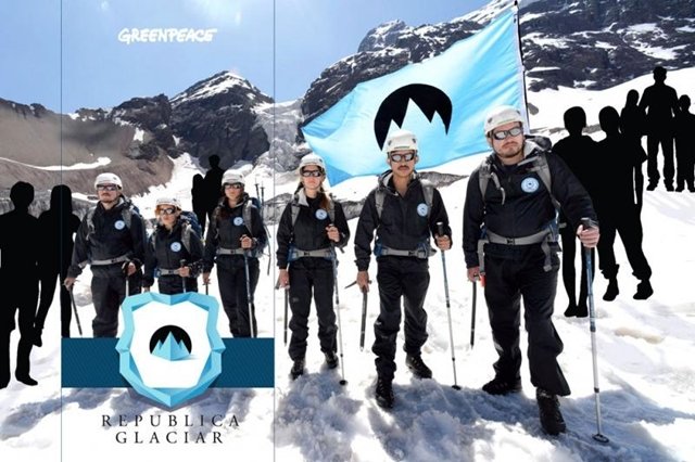 Greenpeace 'funda' una república glaciar