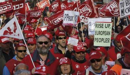 Trabajo cuestiona legalidad del ERE de Coca-Cola Iberian Partners