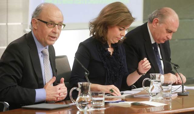 Subir el IVA bajando las cotizaciones sociales podría ser útil para España