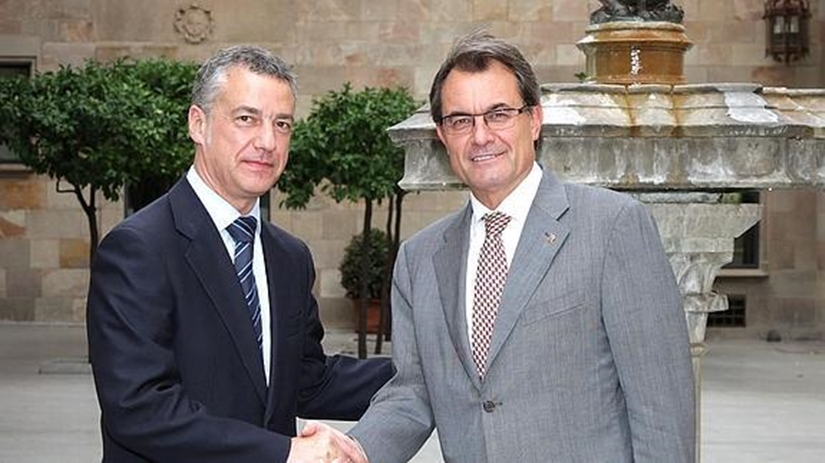 El Pais Vasco y Cataluña se 'alían' contra la recentralización