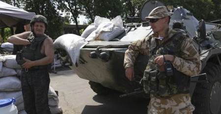 Los obuses siguen cayendo sobre Slaviansk