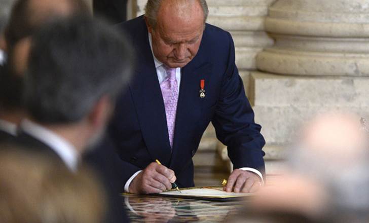 Primera demanda para Don Juan Carlos I
