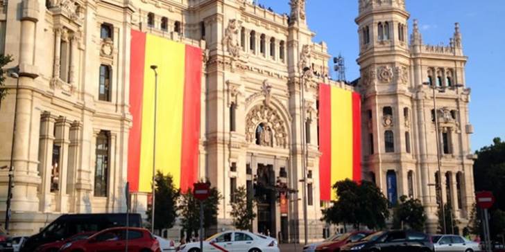 La policia reprime los gestos republicanos