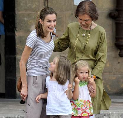 Letizia sigue los pasos de la Reina Sofía