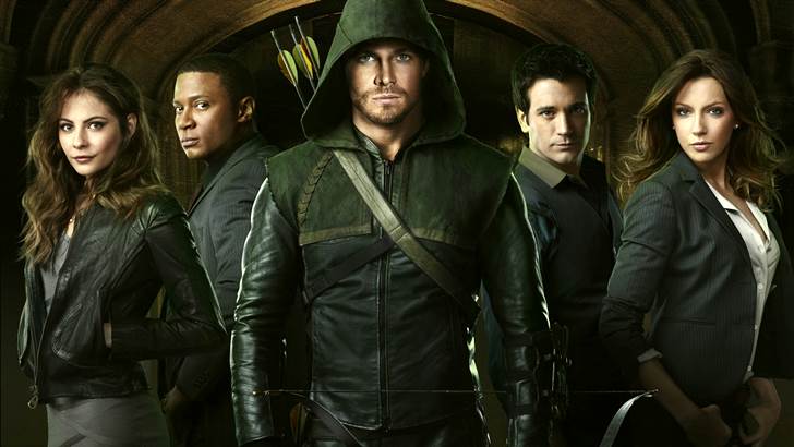 Fechas confirmadas para ‘Crónicas vampíricas’, ‘Arrow’ y sus ‘Spin-off’