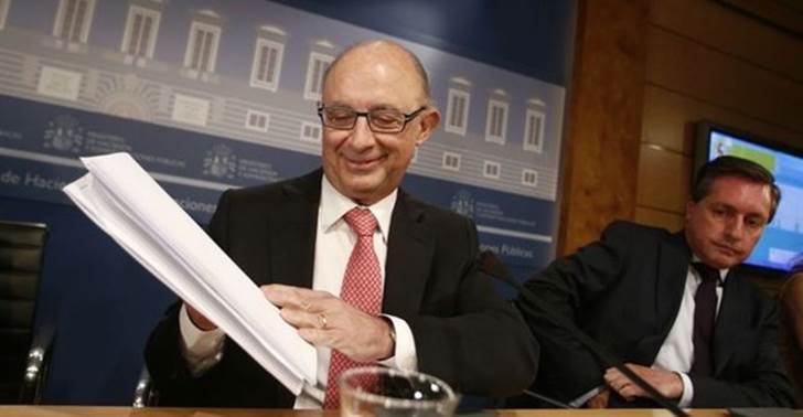 Montoro justifica su reforma fiscal
