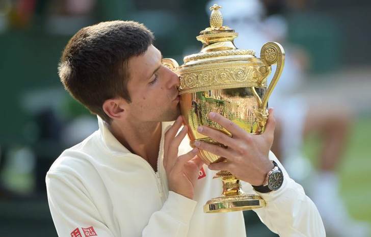 Nole destrona a Nadal