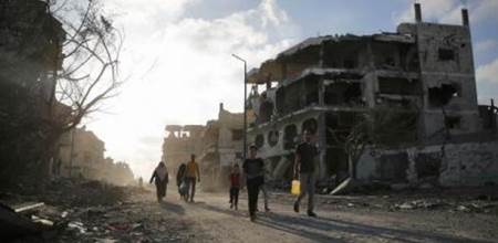 Palestinos e israelies respetan la tregua